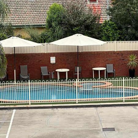 Courtyard Motor Inn Shepparton Eksteriør bilde