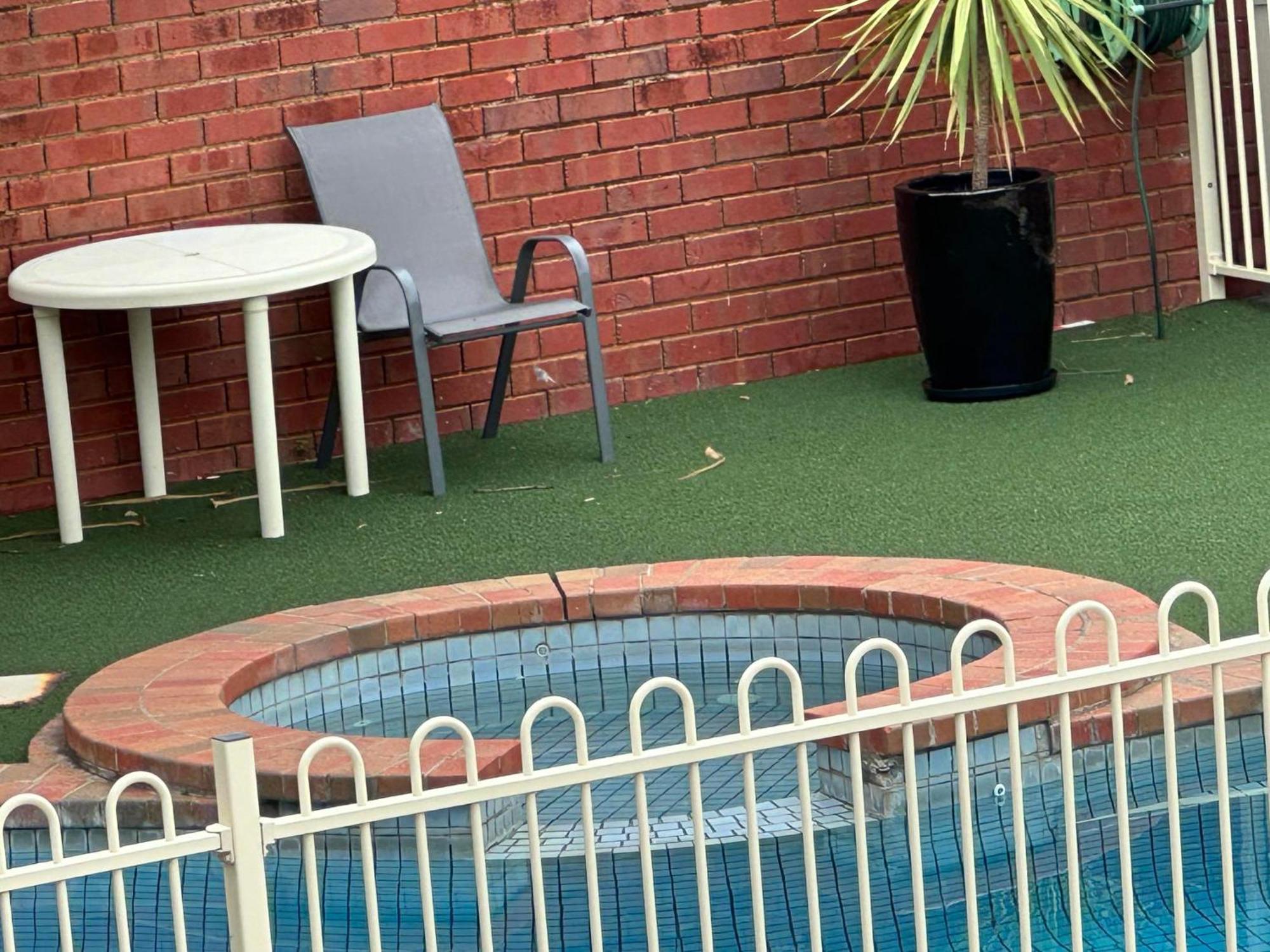 Courtyard Motor Inn Shepparton Eksteriør bilde