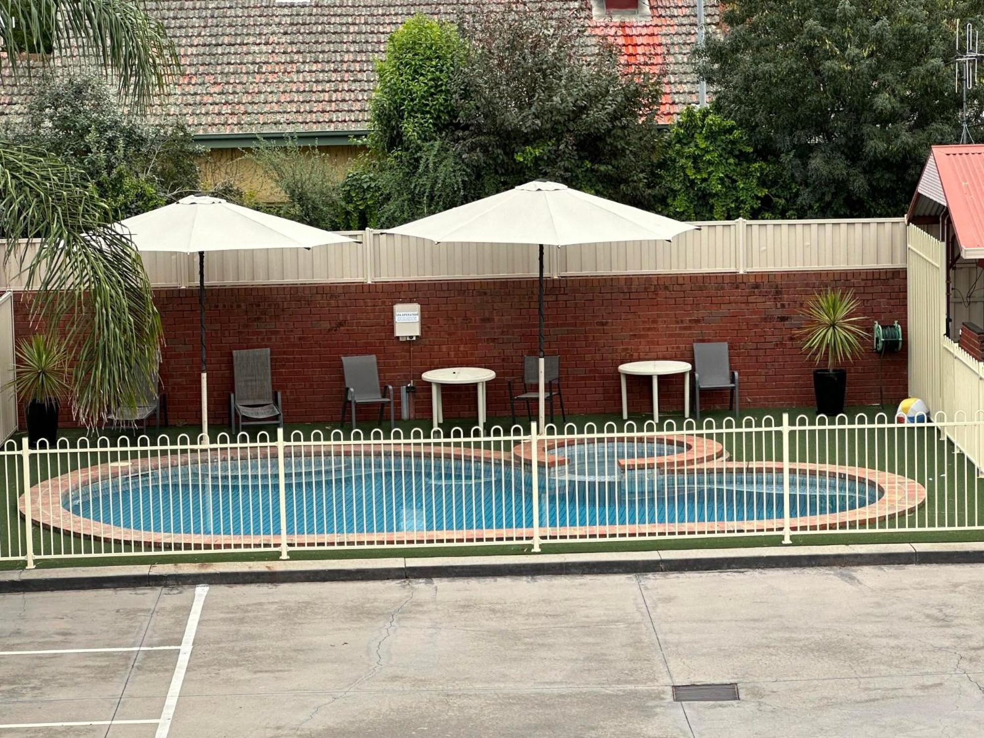 Courtyard Motor Inn Shepparton Eksteriør bilde